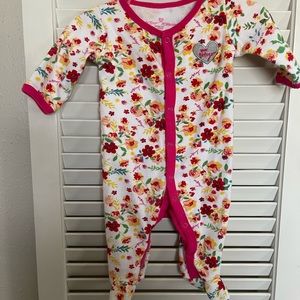Betsy Johnson set of 2 onesies/pajamas